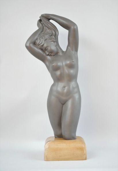 null Louis GIRAUD (?-1985) in Vallauris

Nude with raised arms 

Ceramic on a wooden...