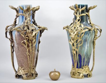 France, PARIS ?, PAIR OF VASES richly mounted...