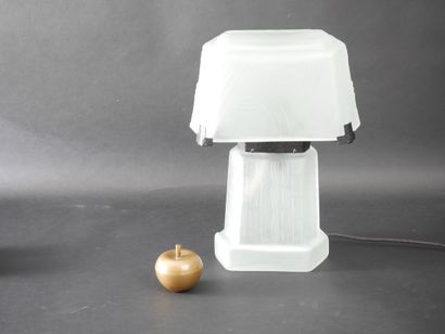 null DAUM, in the taste of. Lamp with hexagonal base in frosted blown glass with...
