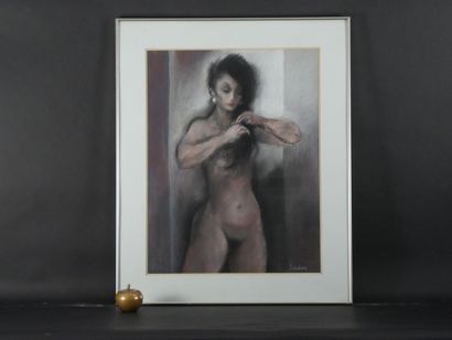 null Jacques DE SADELEER (born in 1920). Female nude. Pastel drawing signed in the...