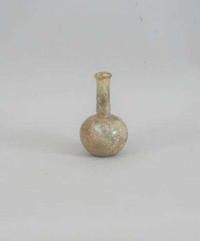 null VASE with long neck and globular body

Roman period, 1st-2nd century 

Glass



H...