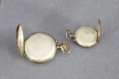 null Lot of two 800°/00 silver collar watches with the back engraved with a shield...