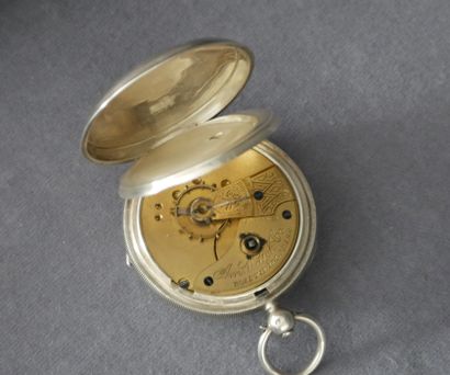 null Silver gousset watch decorated with a shield surrounded by the garter on a guilloche...