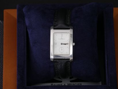 null BAUME ET MERCIER, Hampton model. Steel wristwatch, the dial with white background...