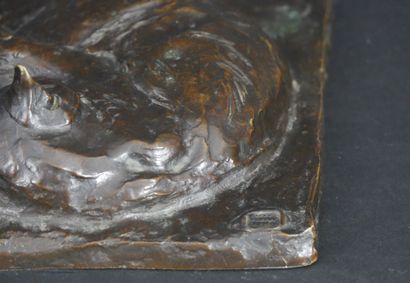 null STEINLEN Théophile-Alexandre (1859-1923). Chat couché. Sculpture en bronze à...