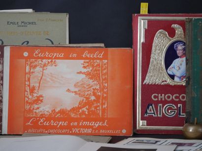 null LOT comprenant : trois albums de l'Europe en Images. Biscuits Chocolats SA....
