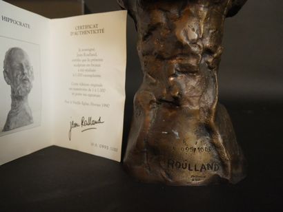 null JEAN ROULLAND (1931-2021), Hippocrate. Tête en bronze à patine mordoré, signé...