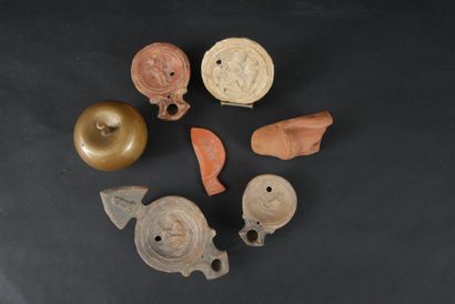 null Set of three Roman patinated earthenware oil lamps with erotic subjects. Old...