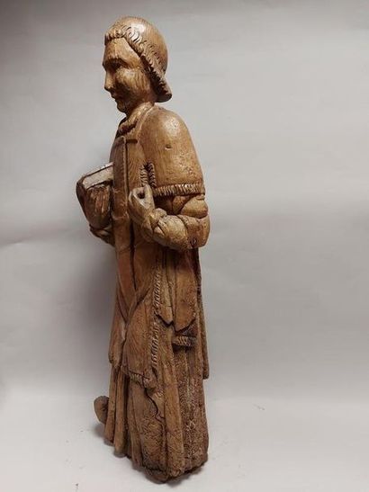 null NORMANDY, 16th. Carved oak statue of a deacon, probably Saint-Etienne. Height:...
