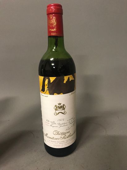 null 1 Blle Château MOUTON ROTHSCHILD (Pauillac) 1974 - Very nice / Shoulder