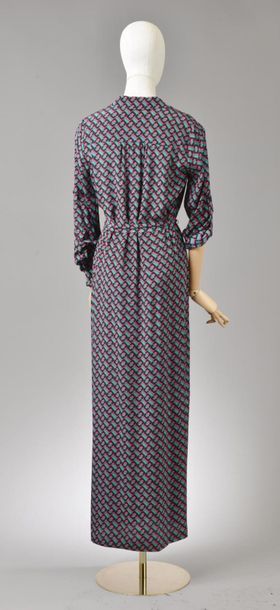 null *DVF - Diane Von Fürstenberg

Set of clothes size 2 including:

-Dress in floral...
