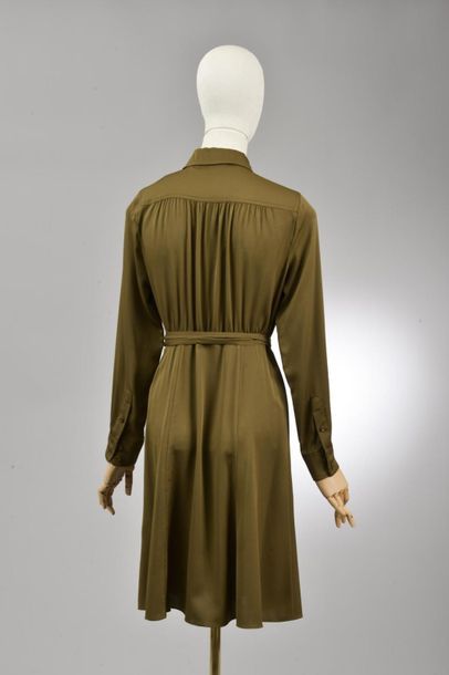 null *DVF - Diane Von Fürstenberg

Set of clothes size S including:

-Cotton pyjamas,...