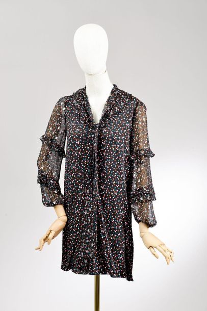 null *DVF - Diane Von Fürstenberg

Set of clothes size S including:

-Cotton pyjamas,...