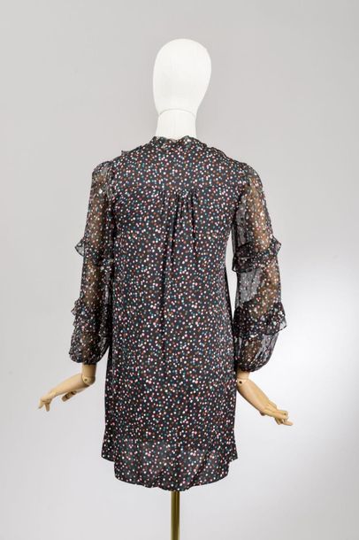 null *DVF - Diane Von Fürstenberg

Set of clothes size S including:

-Cotton pyjamas,...