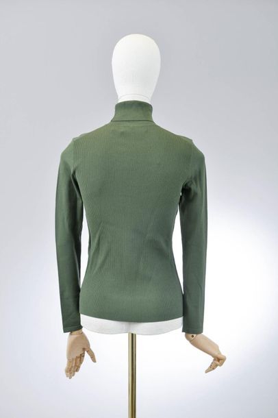 null *DVF - Diane Von Fürstenberg

Set of clothes size XXS including:

-Blouse in...