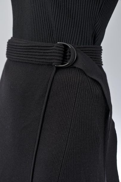 null *DVF - Diane Von Fürstenberg

Set of clothes size XXS including:

-Viscose knit...