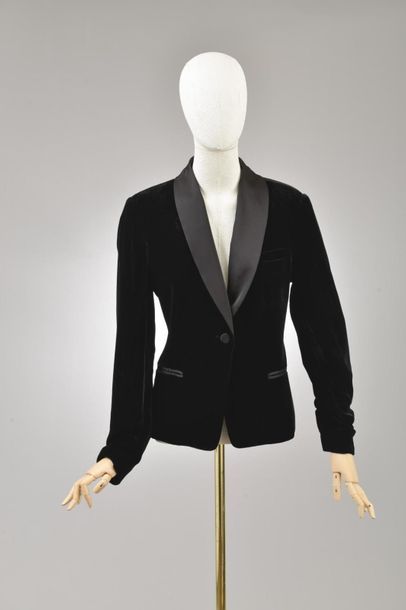 null *DVF - Diane Von Fürstenberg

Clothing set size 4 including:

-Blazer jacket...