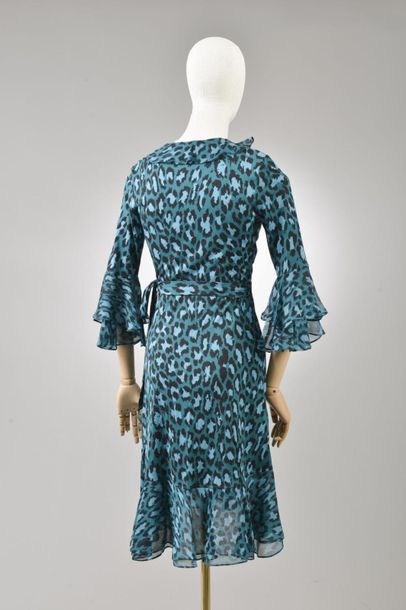 null *DVF - Diane Von Fürstenberg

Set of clothes size 10 including:

-Dress in viscose...