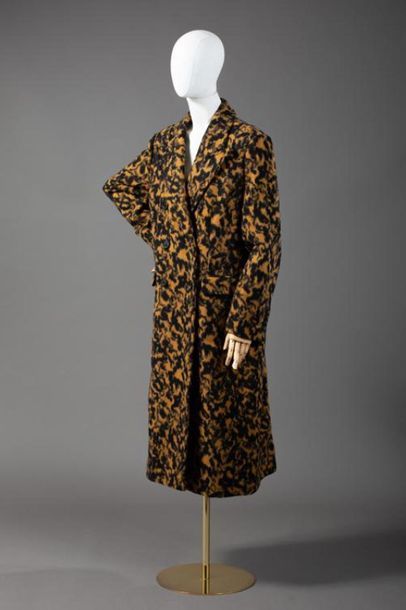 null *DVF – Diane Von Fürstenberg

Ensemble de vêtements taille XS comprenant:

-Robe...