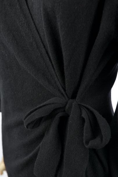 null *DVF – Diane Von Fürstenberg

Ensemble de vêtements taille XS comprenant:

-Robe...