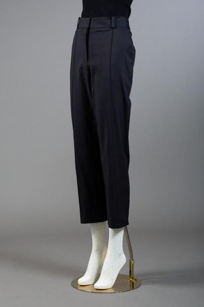 null * Taille 0, Ensemble comprenant:

-Pantalon principalement en coton, Modèle...