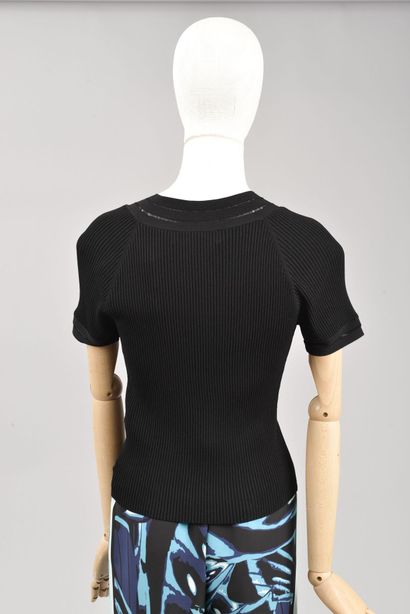 null Size XXS, Set includes:

Viscose knit top, Model "DVF Camille", solid black...