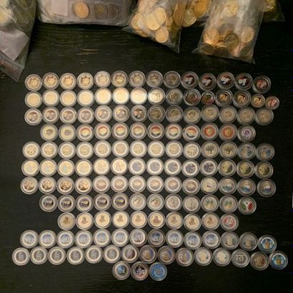 
Lot de 119 pièces de 2 €UROS commémoratives...