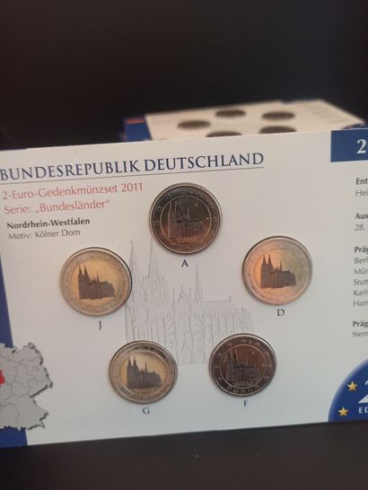 null 
Lot de 25 Coffrets 2 €UROS commémoratives colorisées




Allemagne : édition...