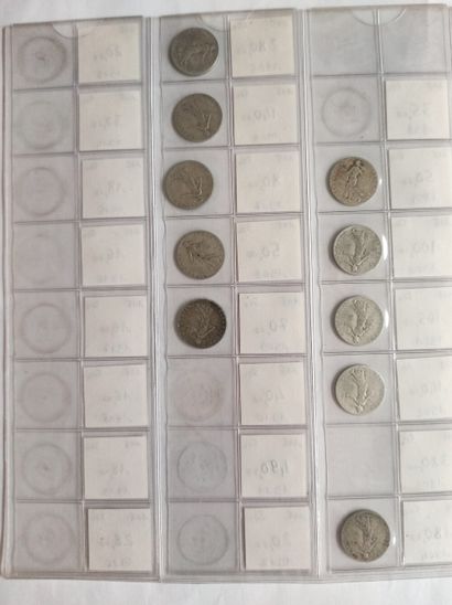 null 
FRANCE 




Lot of 101 French coins (burgundy folder) silver and bronze :




19...