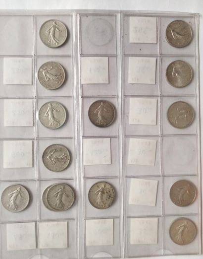 null 
FRANCE 




Lot of 101 French coins (burgundy folder) silver and bronze :




19...