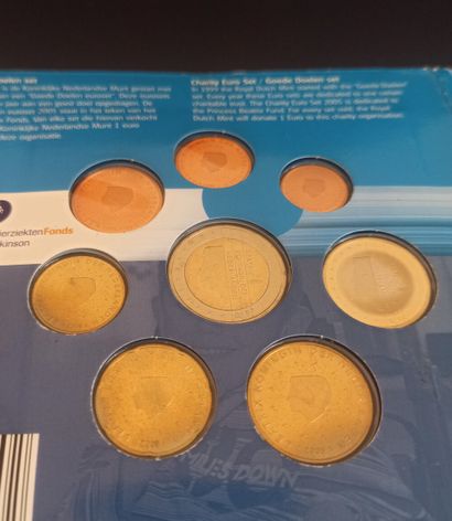 null Lot of 12 boxes

Netherlands: complete sets 2 and 1 €UROS , 50, 20, 10, 5, 2,...