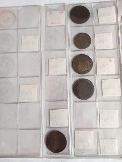 null 
FRANCE 




Lot de 
282 pièces françaises en bronze et divers métaux




18...