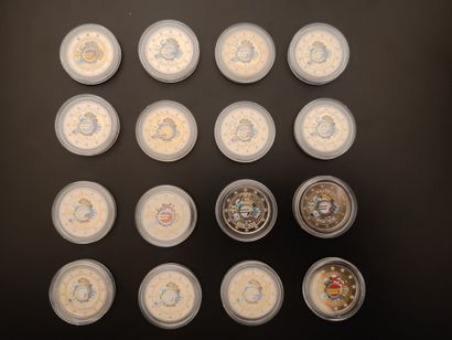 null Lot de 108 pièces de 2 €UROS commémoratives colorisées

10 ANS DE l’€URO 2012...
