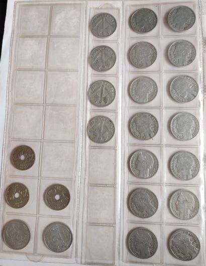 null 
FRANCE and ABROAD




Lot of 
168 different coins from the WORLD in various...