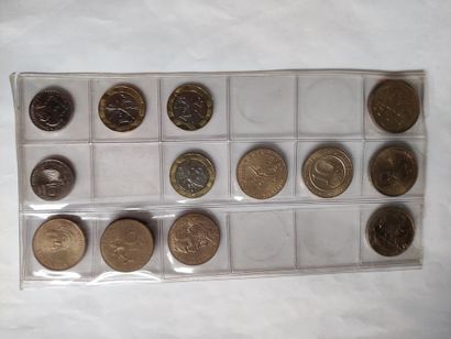 null 
FRANCE 




Lot of 
136 French coins




15 silver coins :




- 100 Francs...