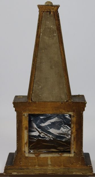 null Thermomètre en obélisque en bois doré, verre bleu et ivoire sculpté.

XVIIIème...