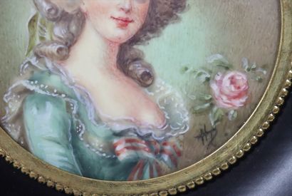 null Ecole française du XXème siècle.

Portrait de Marie-Antoinette.

Miniature circulaire...