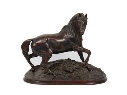 null Pierre-Jules MENE (1810-1879).

Cheval 

Bronze à patine brune, signé sur la...