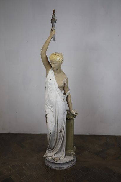 null DUCEL (fonderie créée en 1823) - ensuite reprise par VAL D'OSNE.

Hero, statue...