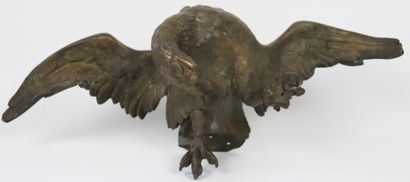 null Ecole française du XIXème siècle.

Important aigle en bronze, probablement élément...