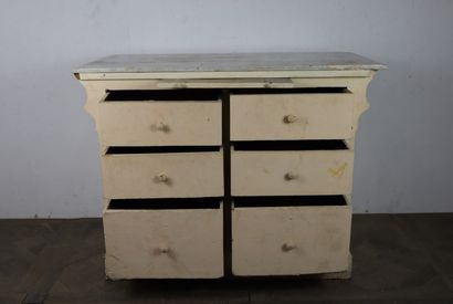 null 
Cream lacquered wood shop counter opening with six drawers.




Grey veined...