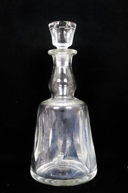 null SAINT LOUIS, Jersey model.

Part of crystal service including a carafe, ten...