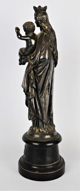 null Eugène Louis LEQUESNE (1815-1887).

Notre-Dame de la Garde.

Vierge à l'enfant.

Sculpture...