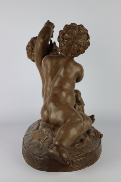 null MAINGAULT, early 20th century.

Harvesting loves. 

Group in patinated terra...