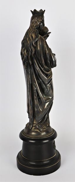 null Eugène Louis LEQUESNE (1815-1887).

Our Lady of the Guard.

Virgin and child.

Sculpture...