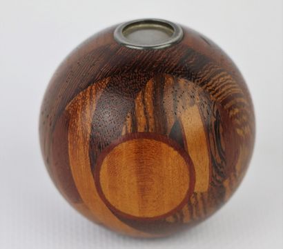 null Dominique STORA - After the rain.

Kaleidoscope in inlaid wood.

Marked "after...