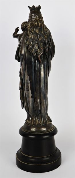 null Eugène Louis LEQUESNE (1815-1887).

Notre-Dame de la Garde.

Vierge à l'enfant.

Sculpture...