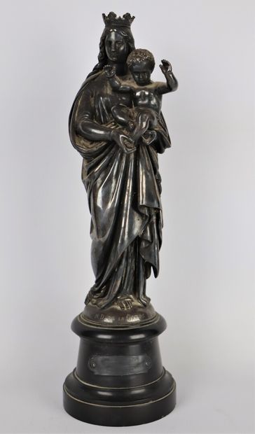 null Eugène Louis LEQUESNE (1815-1887).

Our Lady of the Guard.

Virgin and child.

Sculpture...