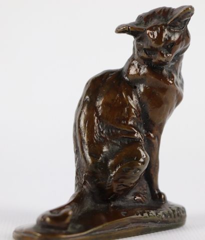 null Emmanuel FRÉMIET (1824-1910).

Seated cat.

Bronze with brown patina, signed...