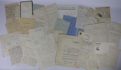 null AUTOGRAPHES. MARGUERITTE (Victor). 64 lettres et cartes, (vers 1922). 

Lettres...